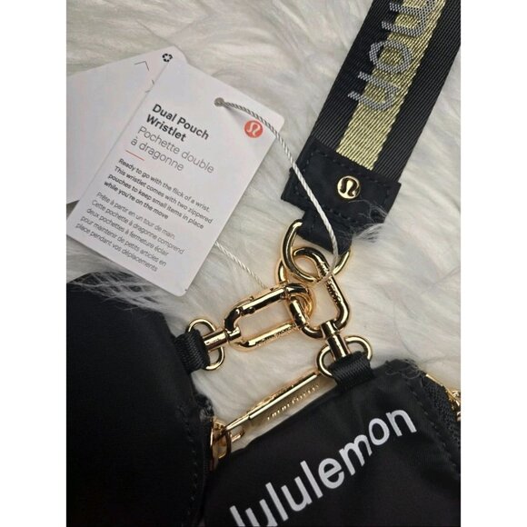 Lululemon Dual Pouch Wristlet Wallet Accessory Keychain Bag Black PRICE IS FIRM - Picture 2 of 5